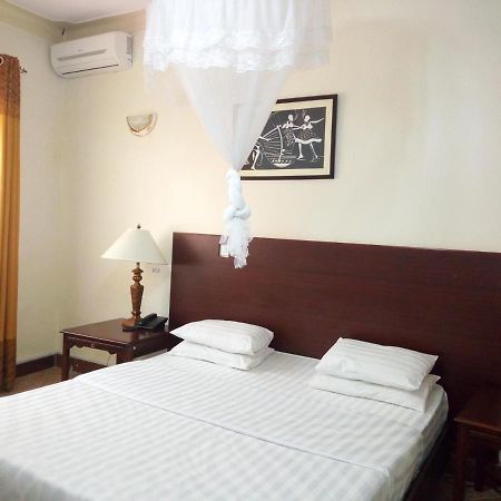 Peniel Beach Hotel Entebbe Ngoại thất bức ảnh