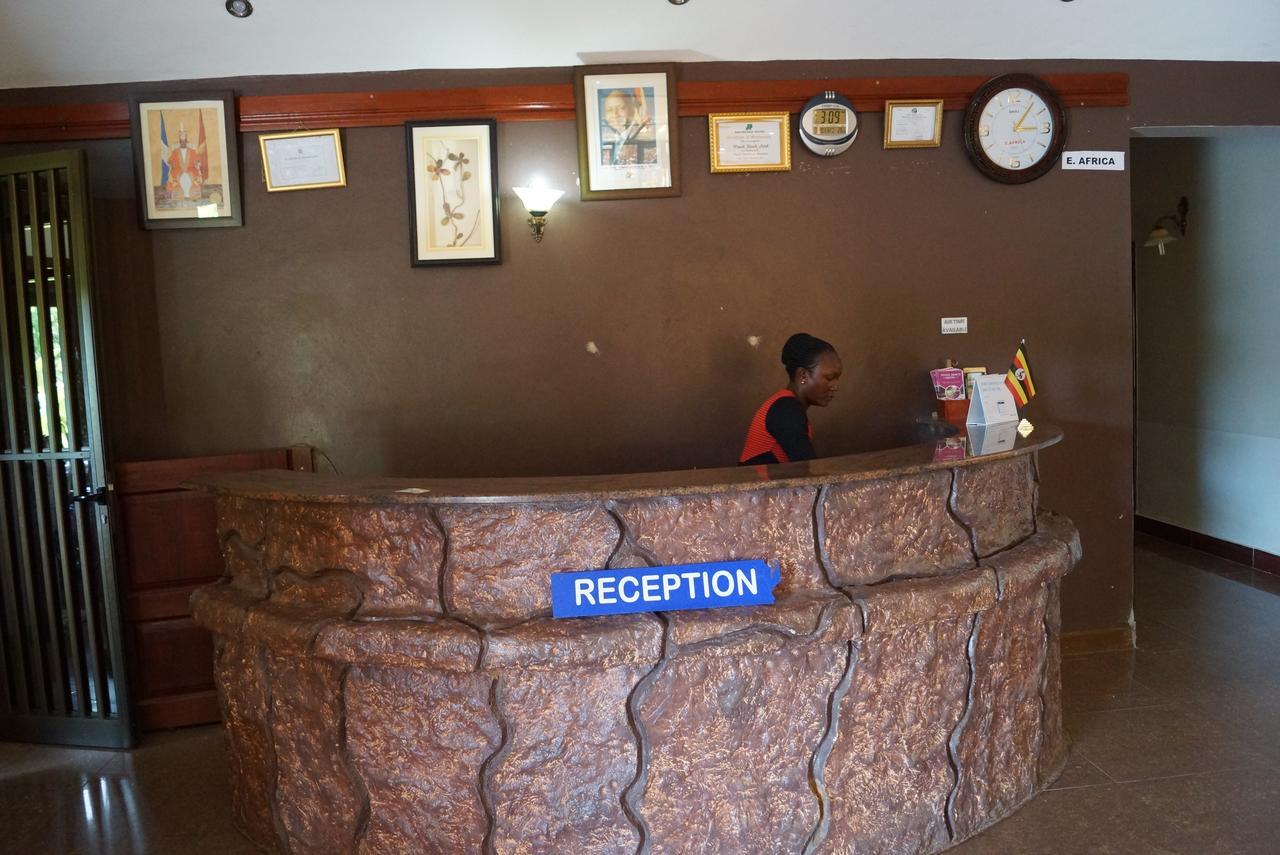 Peniel Beach Hotel Entebbe Ngoại thất bức ảnh