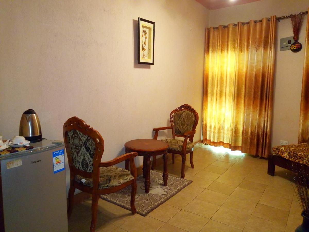 Peniel Beach Hotel Entebbe Ngoại thất bức ảnh