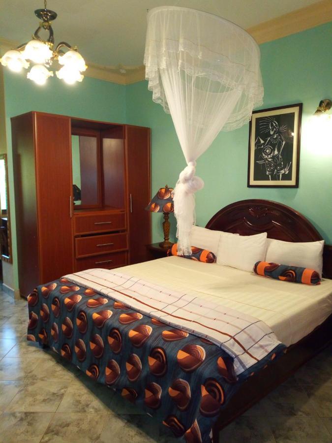 Peniel Beach Hotel Entebbe Ngoại thất bức ảnh